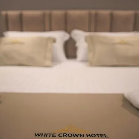 Hotel White Crown Kamez