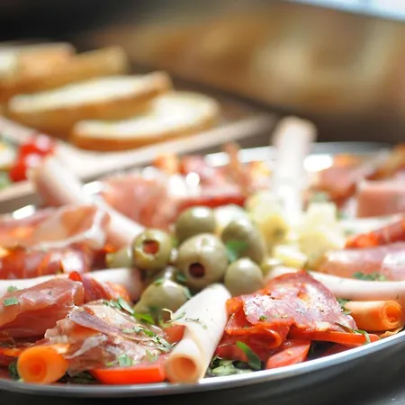 White Crown 호텔 Kamez