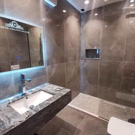 White Crown 4* Kamez